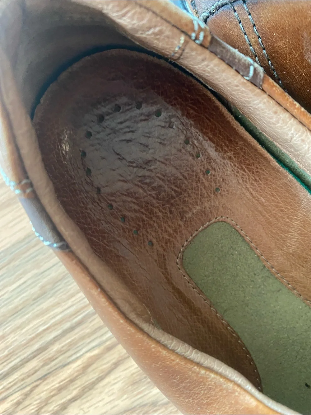 Clarks Men's Leather Slip-On Loafer in Brown 8M Office Career